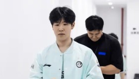 100T战队八强晋级之路：团队配合与战术准备助力国际赛场突破