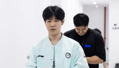 100T战队八强晋级之路：团队配合与战术准备助力国际赛场突破